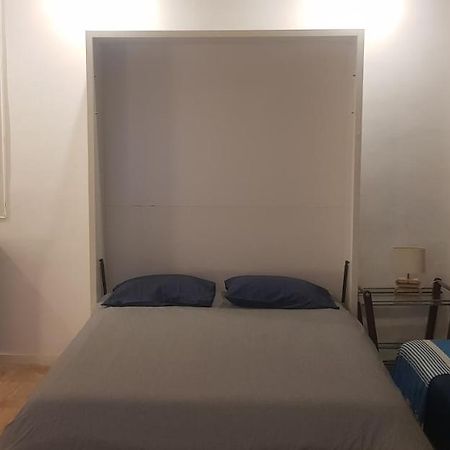 Aparthotel Charming Loft - Tour Eiffel/ Rue Cler Paris Exterior foto