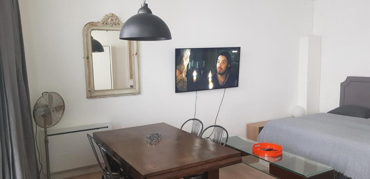 Aparthotel Charming Loft - Tour Eiffel/ Rue Cler Paris Exterior foto